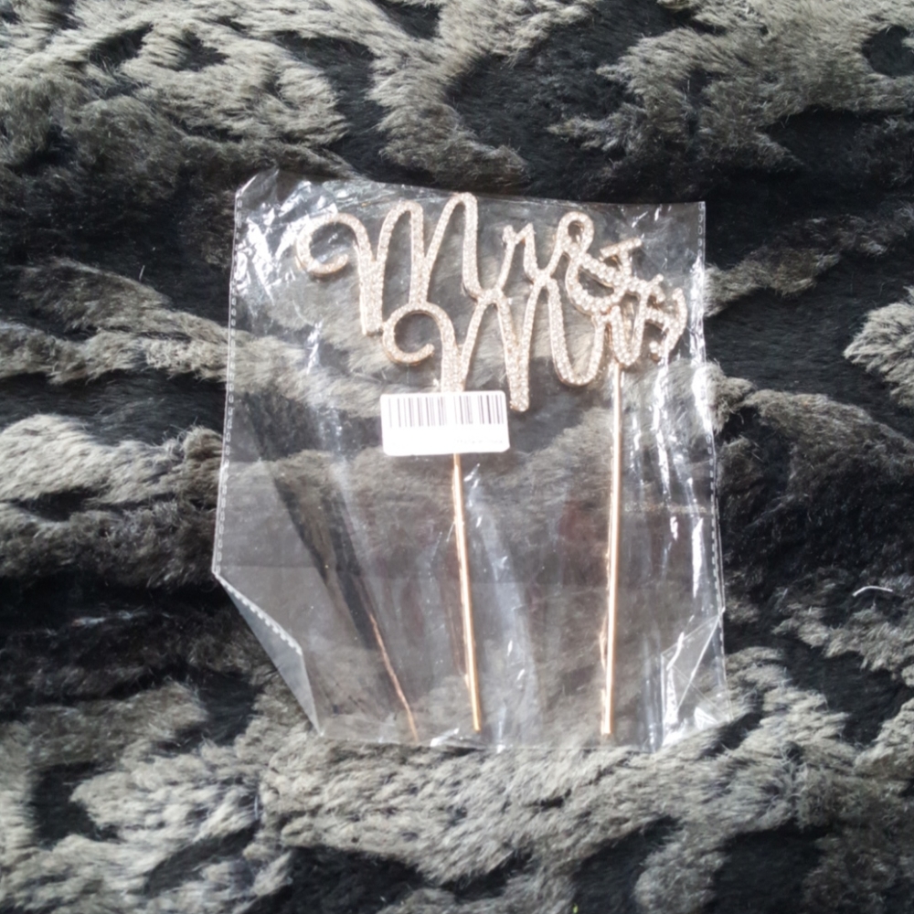 Amy Basic golden rhinestone wedding cake topper